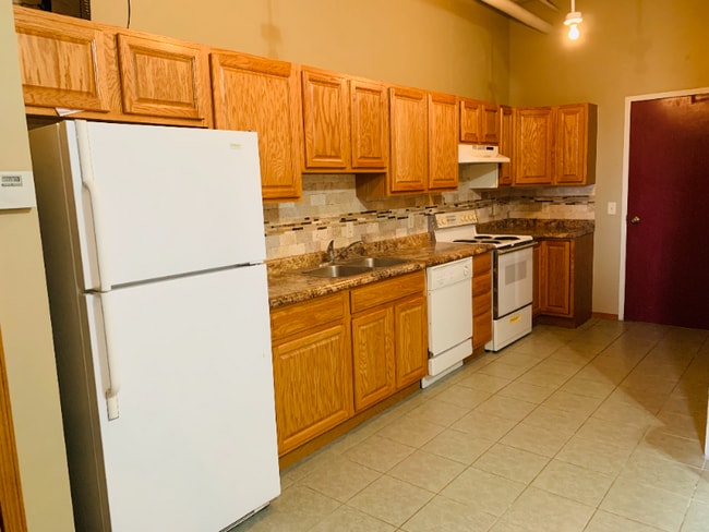 Photo - 311 N 8th St Unidad 220