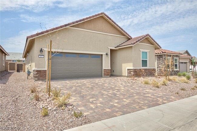 Photo - 819 Cottonwood Hl Pl