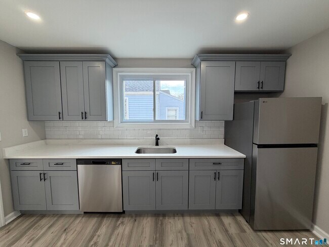 Photo - 62 Lincoln Ave Unit 2nd Fl.