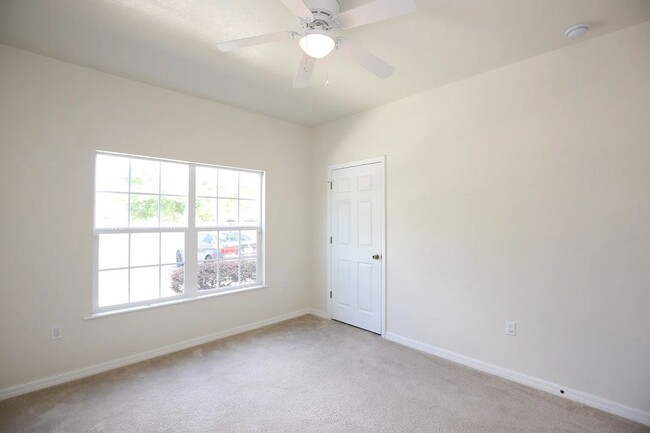 Photo - Spacious 2 Bed / 2 Bath Townhome in Eagle ...