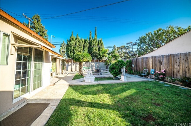 A Single Back unit behind a house