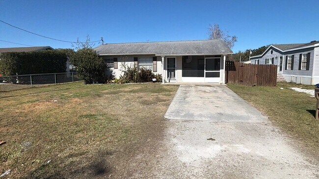 Photo - 625 Cadillac Blvd