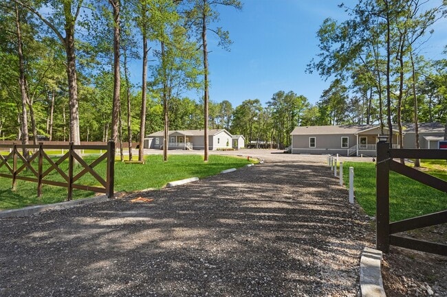 Building Photo - 20778 Stevens Rental