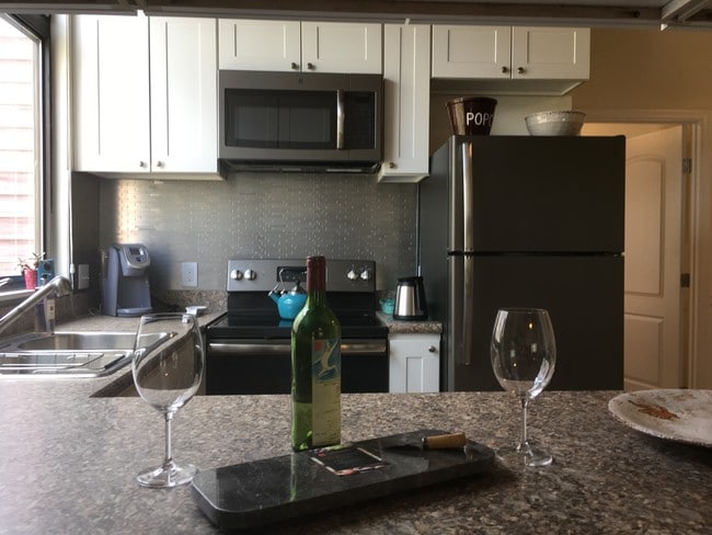 Kitchen w/new appliances - 438 Ocean Pky Unit 6