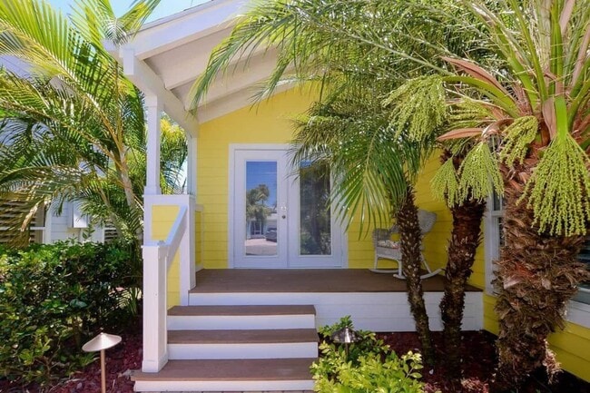 Photo - 4031 NE Breakwater Dr