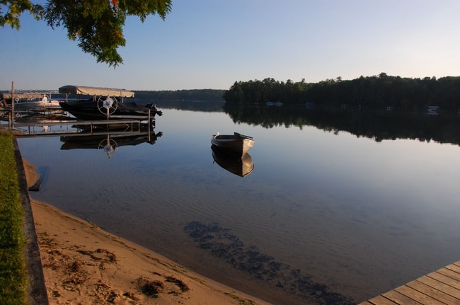 Building Photo - 7811 Hillside Dr