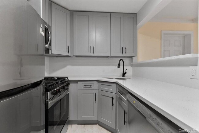 Photo - 116 Corlies Ave Unit 2R