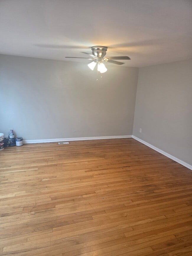 Photo - 10306 S Corliss Ave