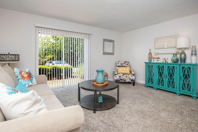 Nob Hill Apartment Homes