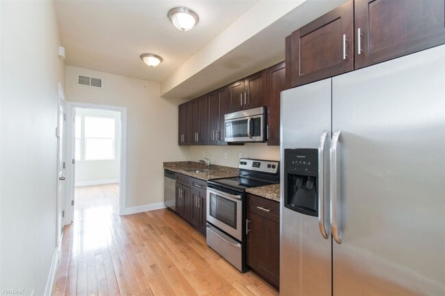 Photo - 3 br, 2 bath Triplex - 1842 N 17TH ST Unit C Unit C