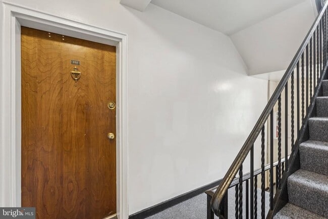 Photo - 2008 Fort Davis St SE Unit 202