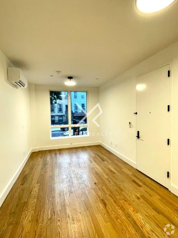 Building Photo - 1 bedroom in BROOKLYN NY 11207 Unit 1 Rental