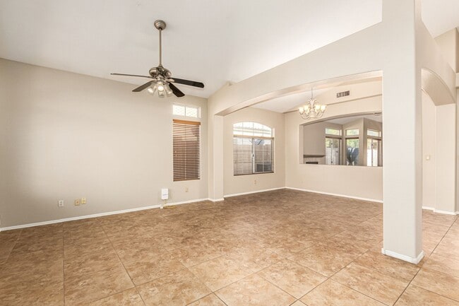 Photo - Beautiful 3 bedroom home in Ahwatukee Foothills with sparkling pool!