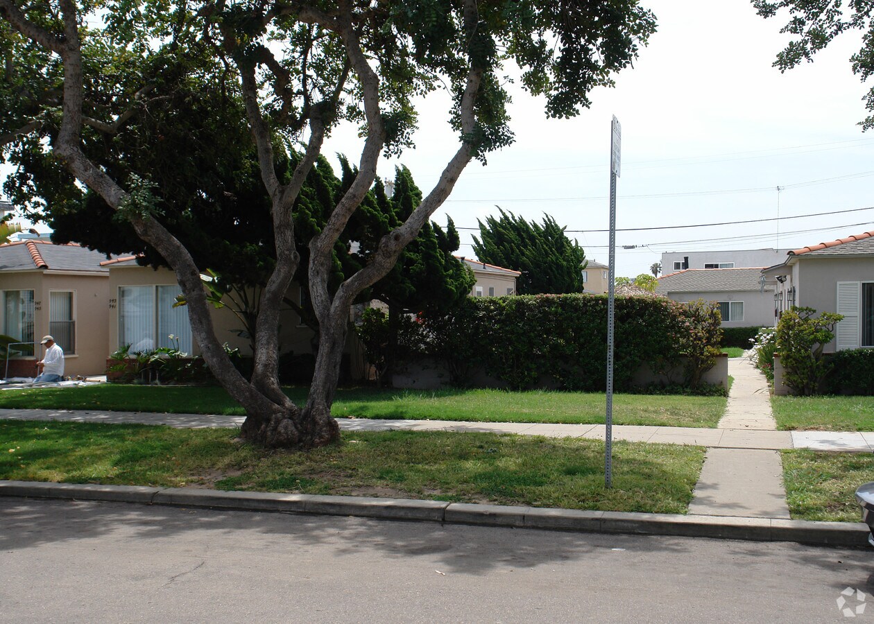 Photo - Ocean Breeze Apartments