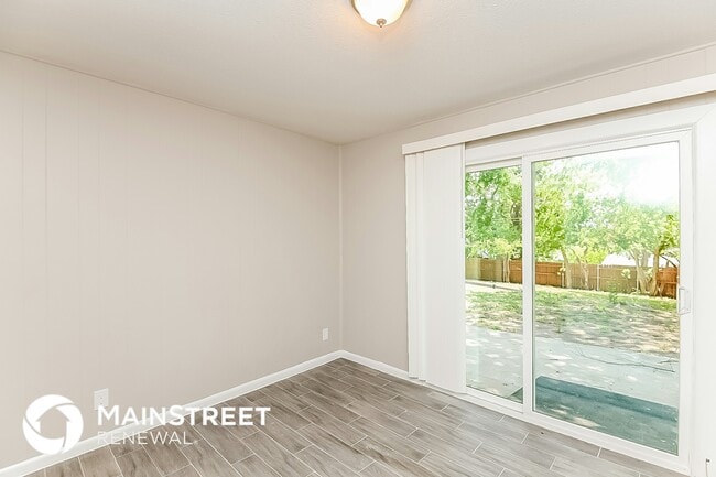 Photo - 3558 Paint Trail