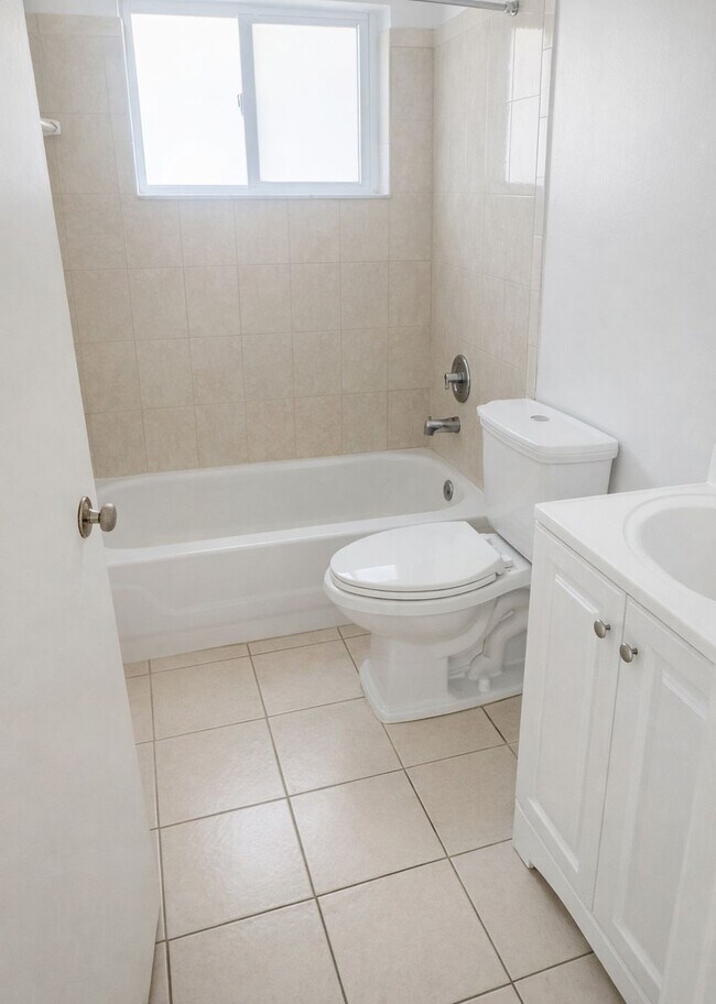 Photo - 17050 NW 55th Ave Unit 8