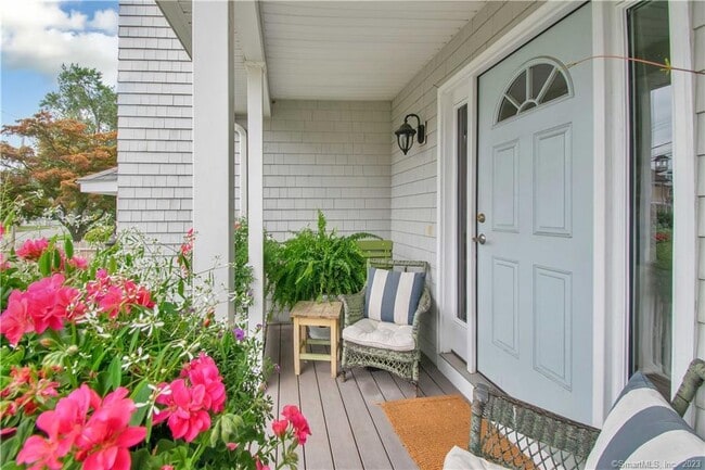 Photo - 469 S Benson Rd