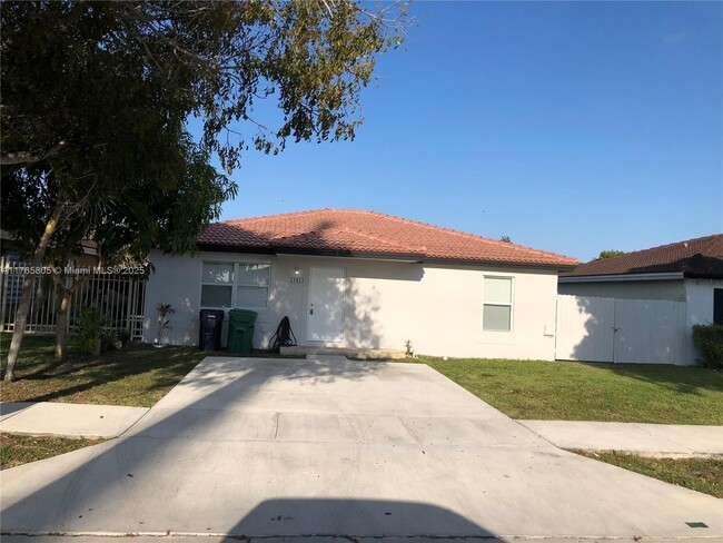 Photo - 25823 SW 128th Ct Casa