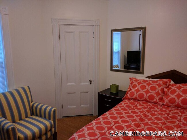 33 Jefferson St Unit 3