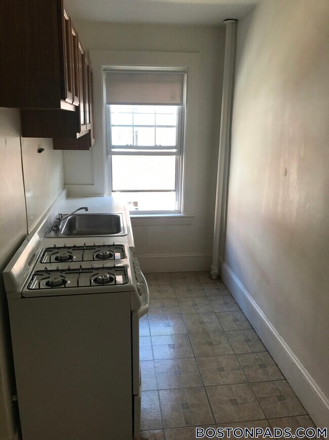 Photo - 157 Summer St Unidad 12R