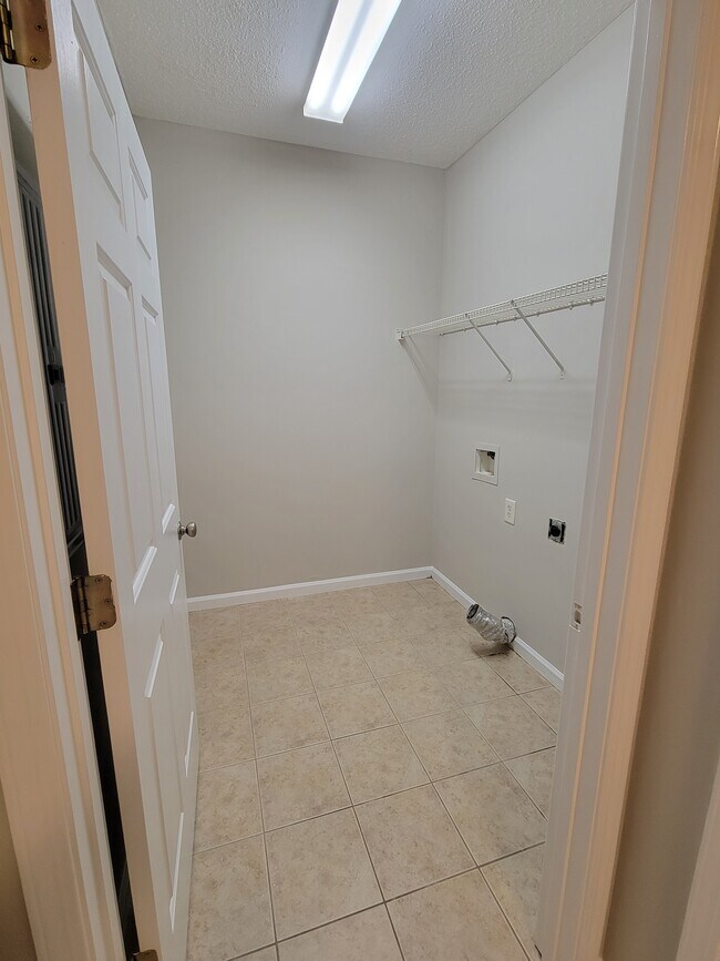 Abingdon Square Townhomes and Apartments Pinehurst, NC