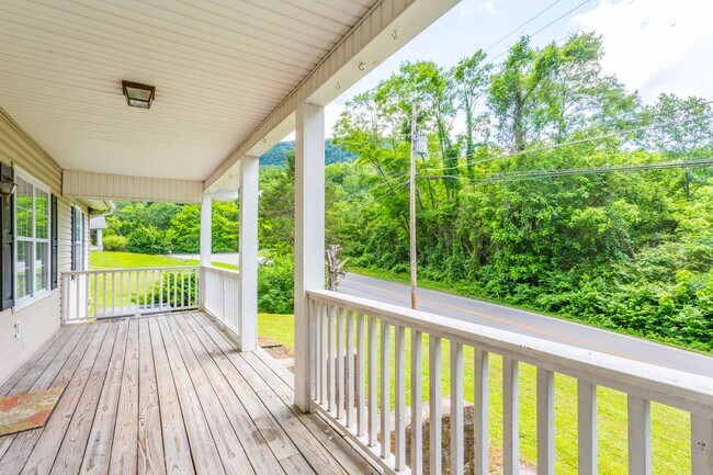 Photo - Charming home on River Canyon Drive