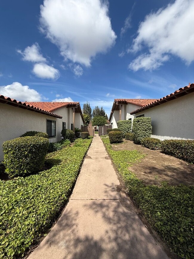 Photo - Beautiful Single Story Foxenwood Townhome in Orcutt with Easy Access to VSFB