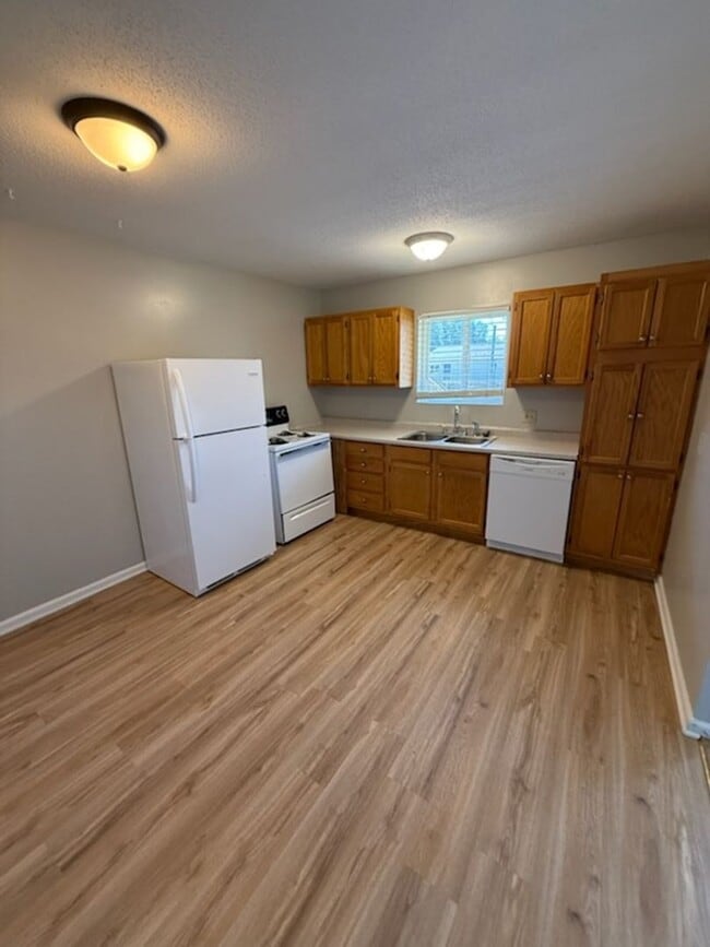 Photo - 1002 Salisbury St Unidad 1002 5-B