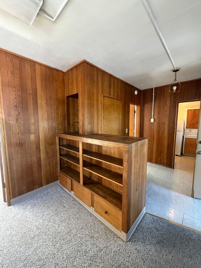 Photo - Super Cool Downtown Apartment!2 Bedroom, 1 Bathroom Apartment with Secure Entrance