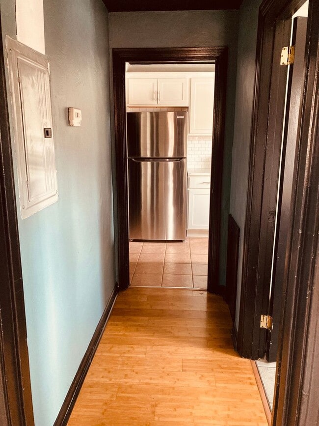 Photo - 922 Western Ave Unit WT 922- 2R