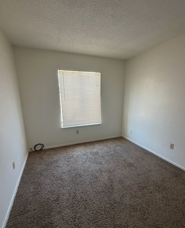 Photo - 10476 Charleston Dr