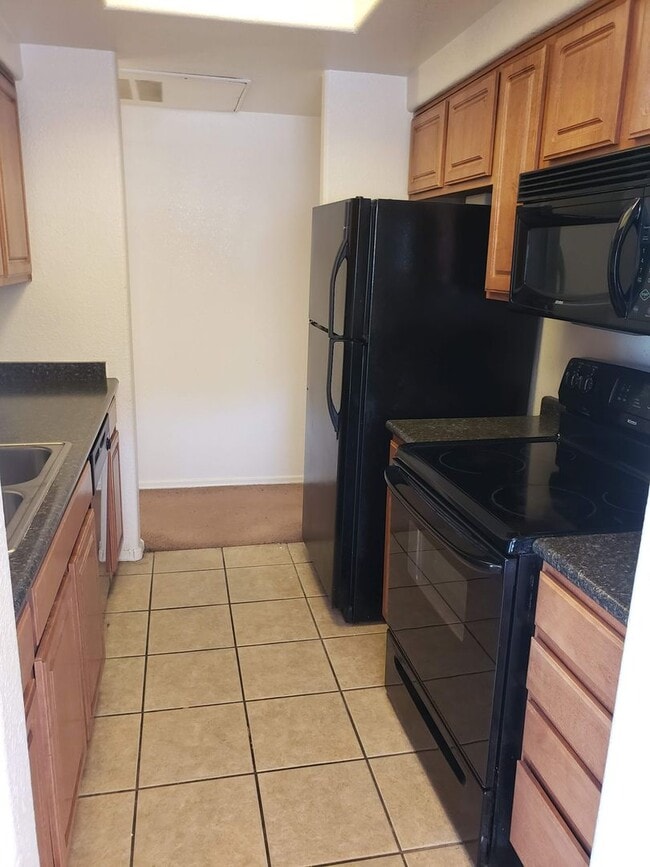 Photo - AVAILABLE NOW!!! GATED COMMUNITY - THE RAVEN - WITH GREAT AMENITIES