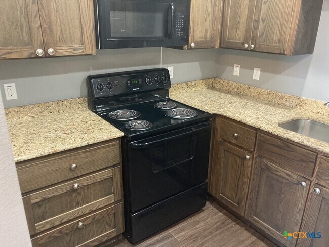 Photo - 2710 S Clear Creek Rd Unidad 202