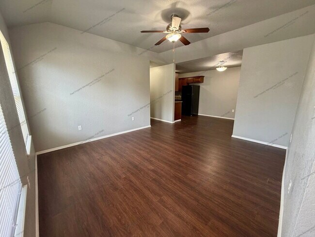 2002 Ingalls Ln