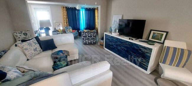 Photo - 4211 Hampton Dr