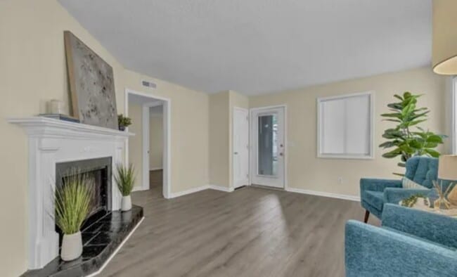 Photo - 4141 Spirea Dr Unit A