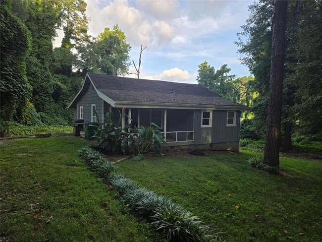 Photo - 1105 N Valley Brook Rd House
