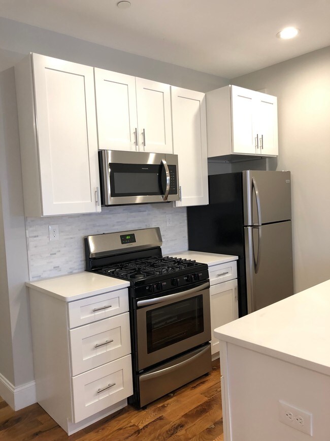 Apartments For Rent In East Boston Ma Forrent Photo 128 Bremen Street Unit 3
