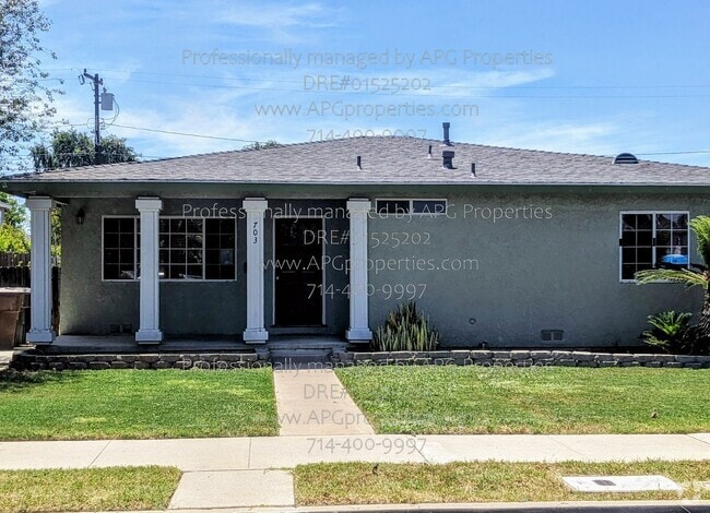 Building Photo - 703 S Citron St Rental
