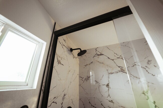 Photo - 232 E Marengo Ave