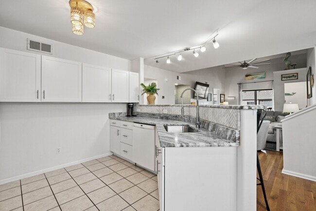 Photo - Furnished All-Inclusive 4bed/3bath condo a...