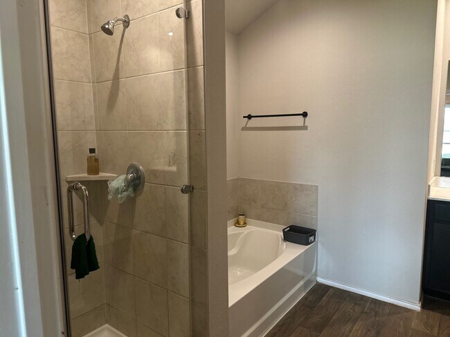 Photo - 4434 Navelli Way