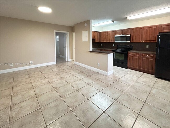 Photo - 715 NE 6th St Unit 2