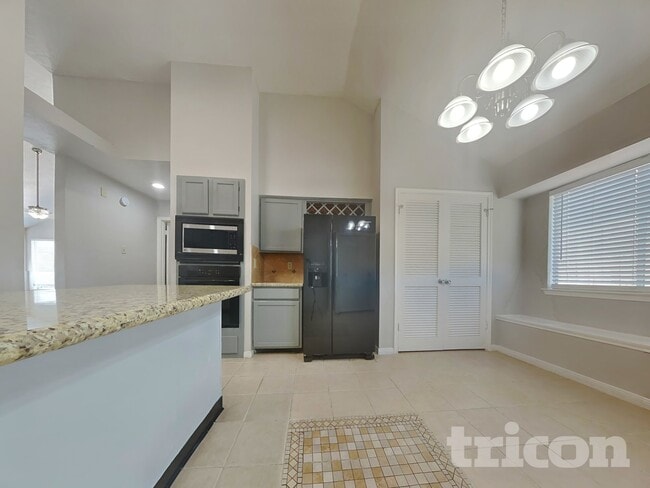 Photo - 8559 Spring Green Dr