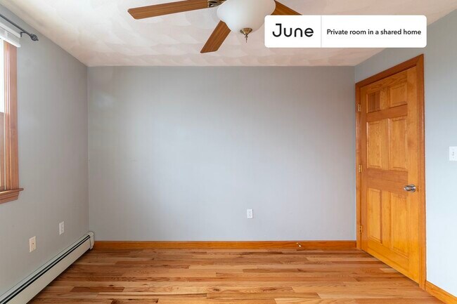 Photo - Room in Shared 5 bed/2 bath home Unit E