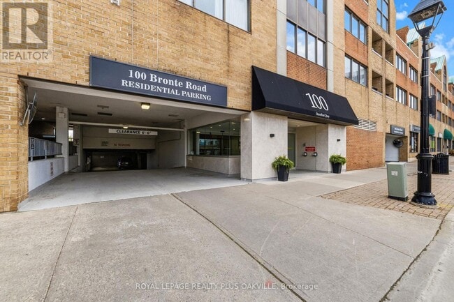 Photo - 100 Bronte Rd Unit 404