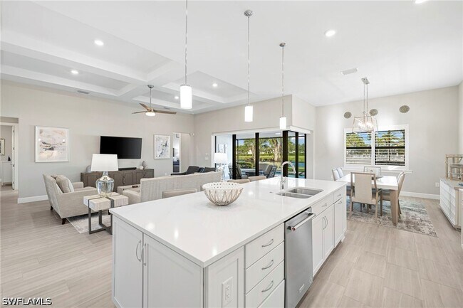 9124 Snowy Owl Wy