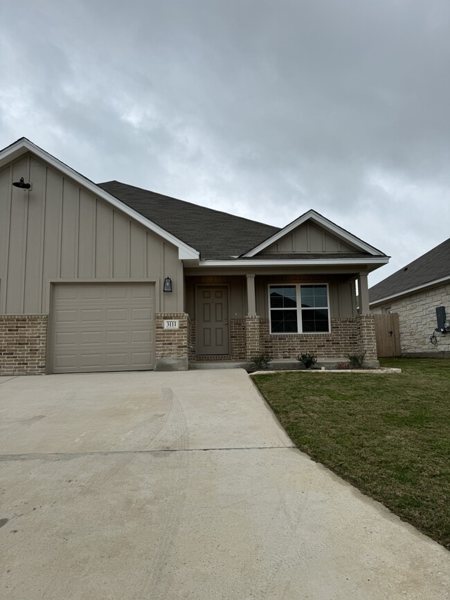 Building Photo - 3115 Wasilla Dr