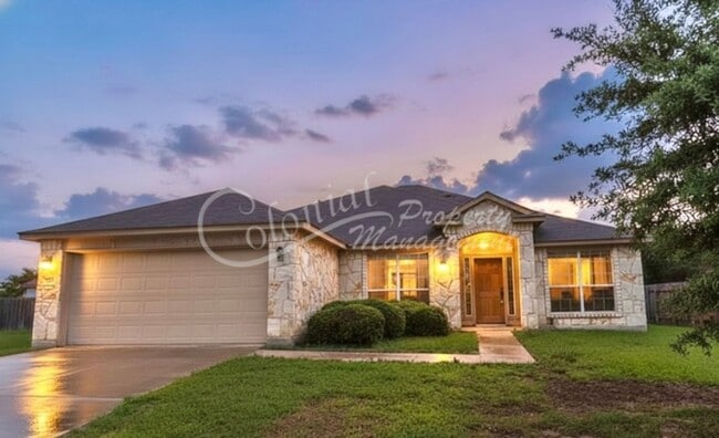 Building Photo - COMING SOON !