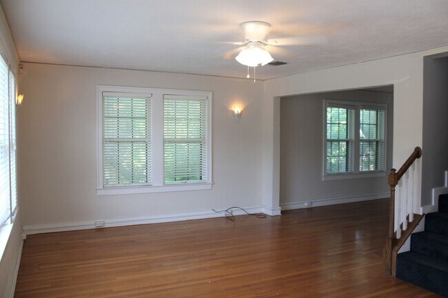 Photo - 311 E Rosewood Ave Unit 101